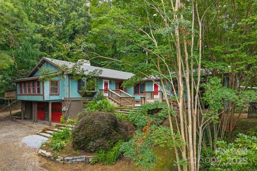 15 Mayfield Rd, Asheville, NC, 28804-1321 | Card Image