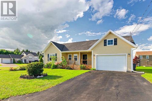 3 Hummingbird Street, Charlottetown, PE, C1E0J1 | Card Image