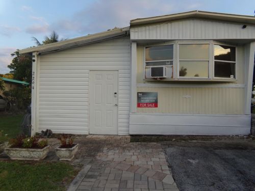 2204 Nw 23rd Avenue, Boynton Beach, FL, 33436 | Card Image