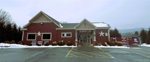 49 Oakland Ave, Warwick, NY, 10990-1518 | Card Image