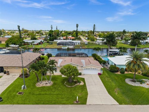 4402 Se 1st Pl, Cape Coral, FL, 33904-8305 | Card Image