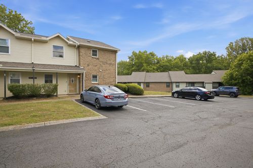 1713 Brockton Pl, Franklin, TN, 37064-8916 | Card Image