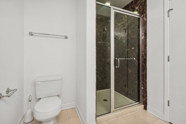 APT-1805 - 1841 S Calumet Ave, Condo with 2 bedrooms, 2 bathrooms and 1 parking in Chicago IL | Image 15