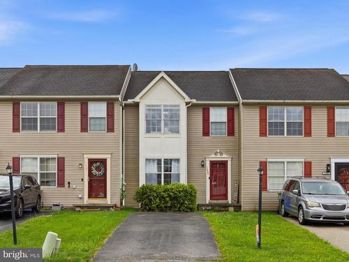 1226 Wanda Dr, HANOVER, PA, 17331-8638 | Card Image