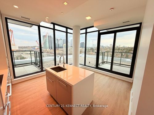 810-29 Green Trail Court, North York, ON, M2K0J9 | Card Image