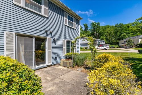 13652 Oakbrook Drive, North Royalton, OH, 44133 | Card Image