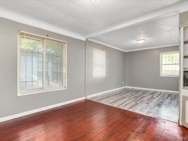14219 Kilbourne St, House other with 3 bedrooms, 1 bathrooms and null parking in Detroit MI | Image 4