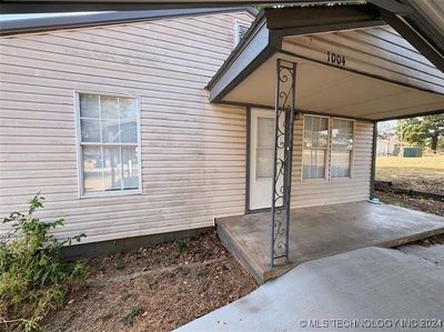 1004 W Delaware Street, House other with 3 bedrooms, 1 bathrooms and null parking in Cleveland OK | Image 3