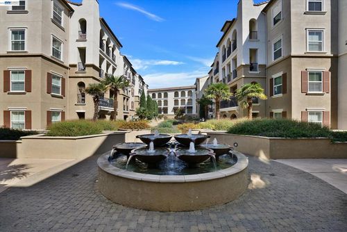 431-3360 Maguire Way, Dublin, CA, 94568-8521 | Card Image
