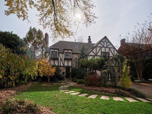 812 Nw 39th St, Oklahoma City, OK, 73118-7120 | Card Image