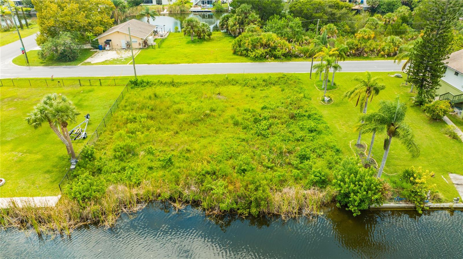 Land in HERNANDO BEACH