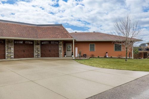 W7751 Parcher Court, Holland, WI, 54636 | Card Image