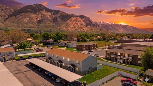 2c-422 2050, North Ogden, UT, 84414-3077 | Card Image