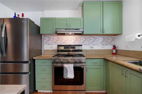 3-302 E 19th St, Long Beach, CA, 90806-6278 | Card Image