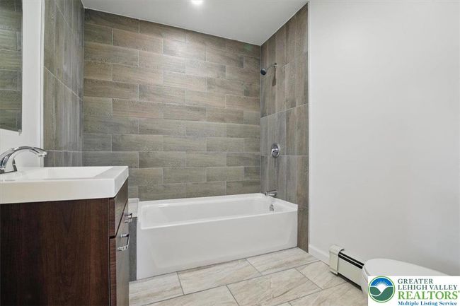 Full bath #2 | Image 39