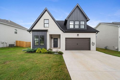 8405 Snowdrop Way, Ooltewah, TN, 37363-2559 | Card Image
