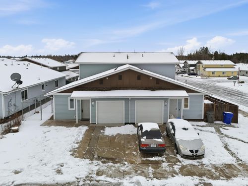 402 E I St, Deer Park, WA, 99006-7028 | Card Image