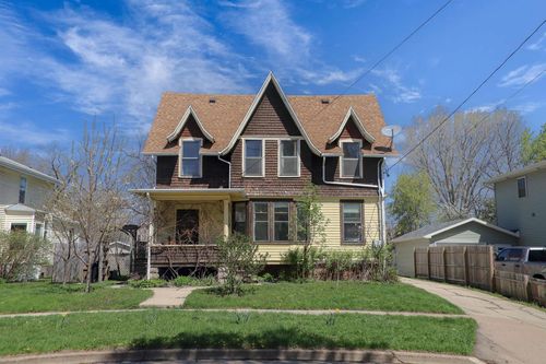 826 E Washington Street, APPLETON, WI, 54911 | Card Image