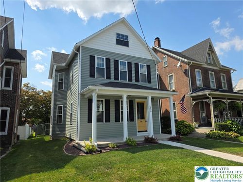 230 S Broad St, Nazareth, PA, 18064-2801 | Card Image