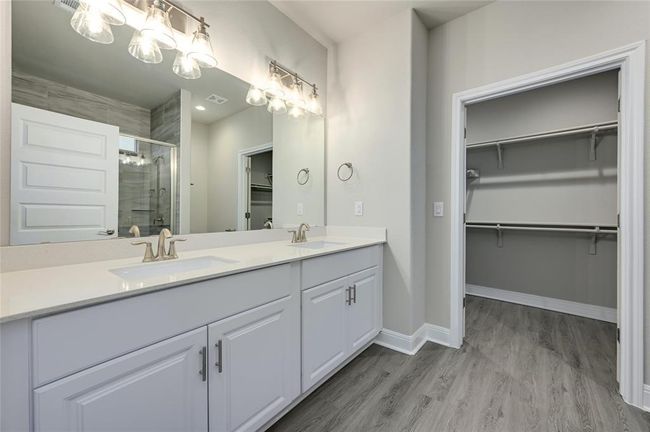 5209 Thunderbird, Home with 2 bedrooms, 2 bathrooms and 4 parking in Lago Vista TX | Image 8