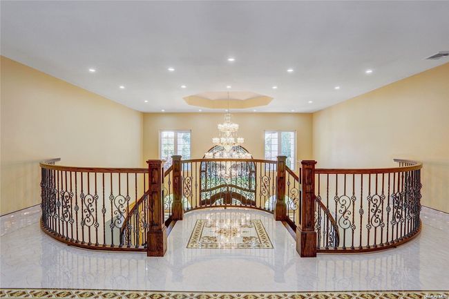 27 Ormond St, House other with 7 bedrooms, 8 bathrooms and null parking in Dix Hills NY | Image 25