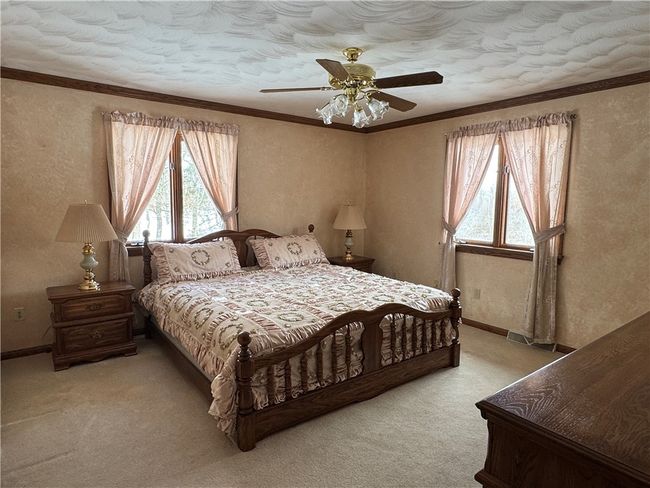 720 Cherriwood Rd, House other with 4 bedrooms, 3 bathrooms and 4 parking in Pulaski PA | Image 20