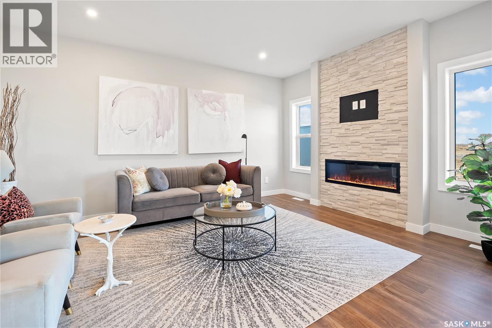 Residential in Pilot Butte 4