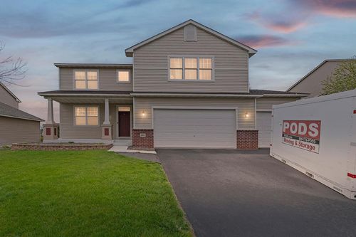 2061 Winterberry Ln, Shakopee, MN, 55379-5900 | Card Image