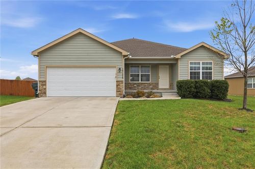 17175 S Kill Creek Road, Gardner, KS, 66030 | Card Image