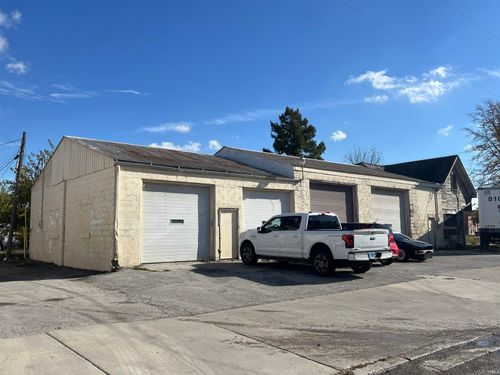 402 E Monroe St, Kokomo, IN, 46901-2961 | Card Image