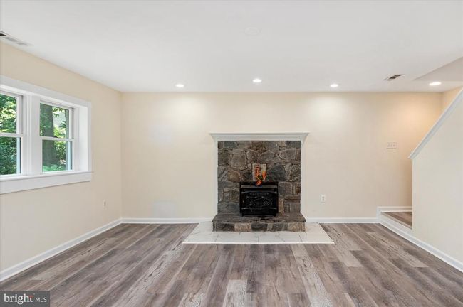 12820 Maple St, House other with 4 bedrooms, 3 bathrooms and null parking in SILVER SPRING MD | Image 6