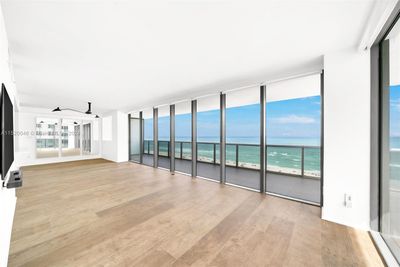 1102 - 5875 Collins Ave, Condo with 3 bedrooms, 3 bathrooms and null parking in Miami Beach FL | Image 2