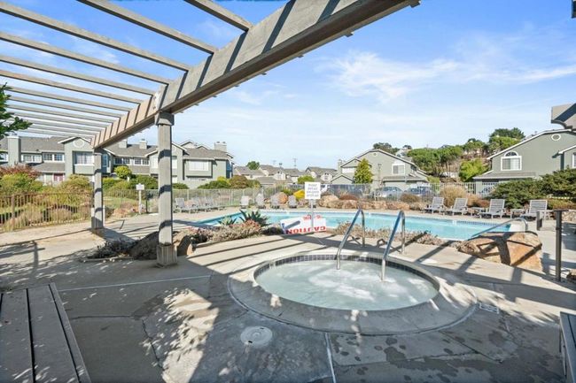 156 Treeview Dr, Townhouse with 2 bedrooms, 3 bathrooms and 2 parking in Daly City CA | Image 43
