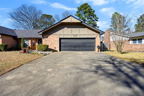 715 Se Avenue M, Idabel, OK, 74745-7809 | Card Image