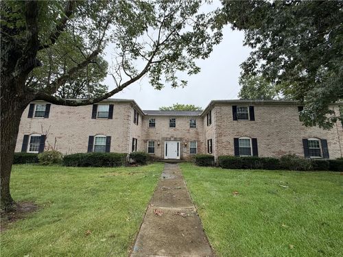 4-290 E Alex Bell Road, Centerville, OH, 45459 | Card Image