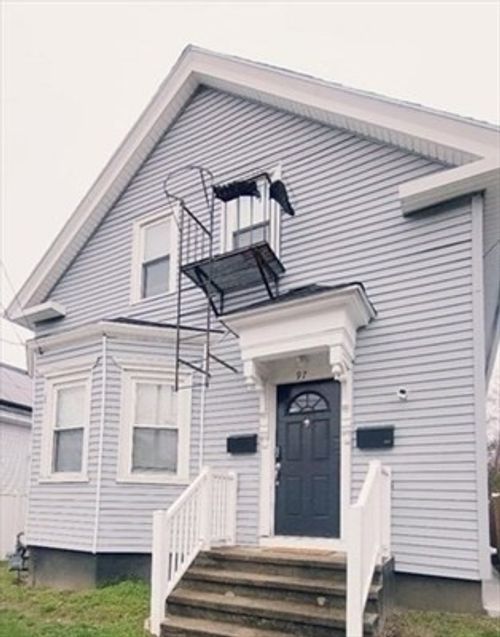 2-97 Seamans St, Providence, RI, 02908-1320 | Card Image