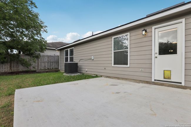 109 Creek Run, House other with 3 bedrooms, 2 bathrooms and null parking in Cibolo TX | Image 35