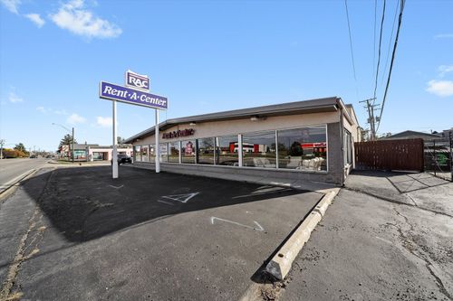 413 W Rollins Rd, Round Lake Beach, IL, 60073-1214 | Card Image