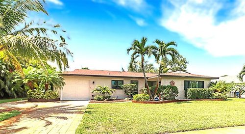 1015 El Valle Ave, FORT MYERS, FL, 33919-2611 | Card Image