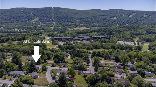 33 Lincoln Ave, Vernon, NJ, 07462-3528 | Card Image