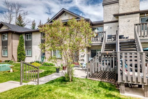 51 Cedar Springs Gdns Sw, Calgary, AB, T2W5J9 | Card Image