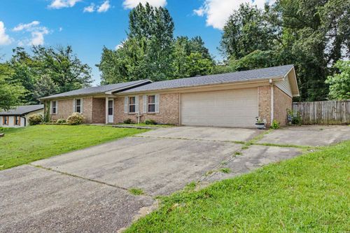 5 Arcadia Cir, Bryant, AR, 72022-3139 | Card Image