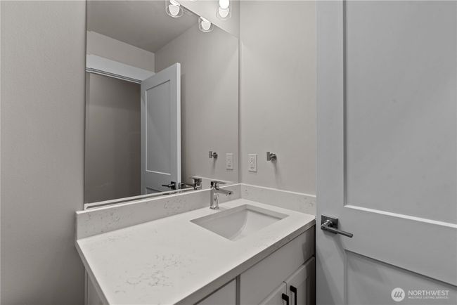 D2 - 1030 Finch Ln, Townhouse with 2 bedrooms, 3 bathrooms and 1 parking in Wenatchee WA | Image 13