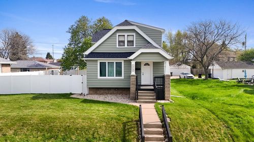 1217 Marion Avenue, SOUTH MILWAUKEE, WI, 53172 | Card Image