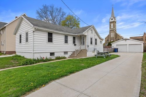 1527 Buchanan St, RACINE, WI, 53402-4826 | Card Image