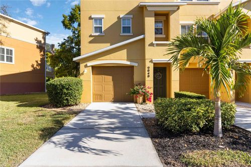 9040 White Sage Loop, LAKEWOOD RANCH, FL, 34202-6411 | Card Image