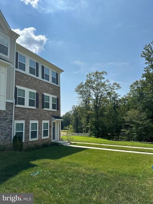 11153 Conway Pl, WHITE PLAINS, MD, 20695-4297 | Card Image
