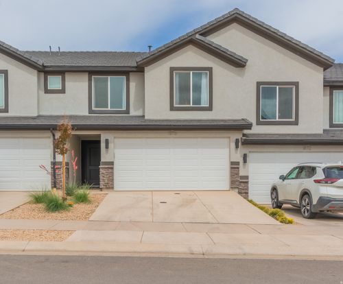 1876 S Wolverine Way, Washington, UT, 84780-3718 | Card Image