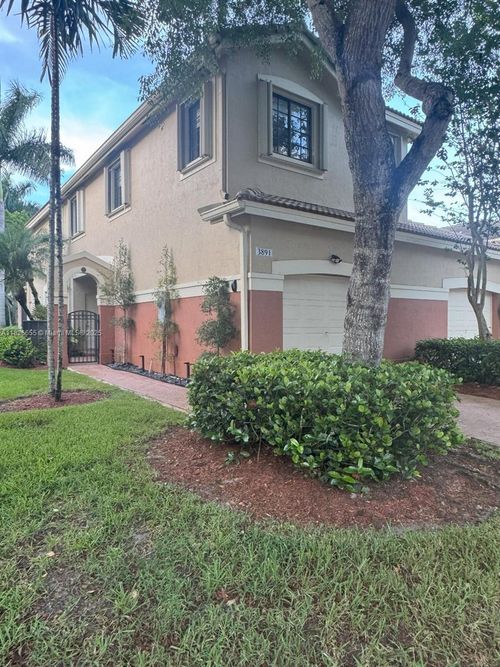 3891 Tree Top Dr, Weston, FL, 33332-2140 | Card Image