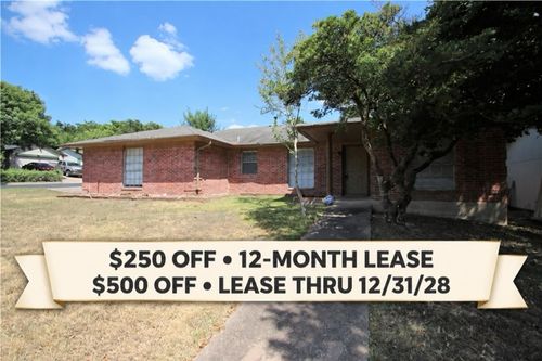7017 Crosswood Dr, Austin, TX, 78745-5413 | Card Image